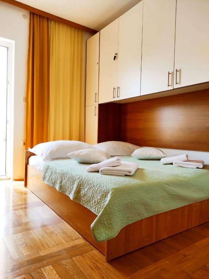 Apartment Topic Baška Voda エクステリア 写真