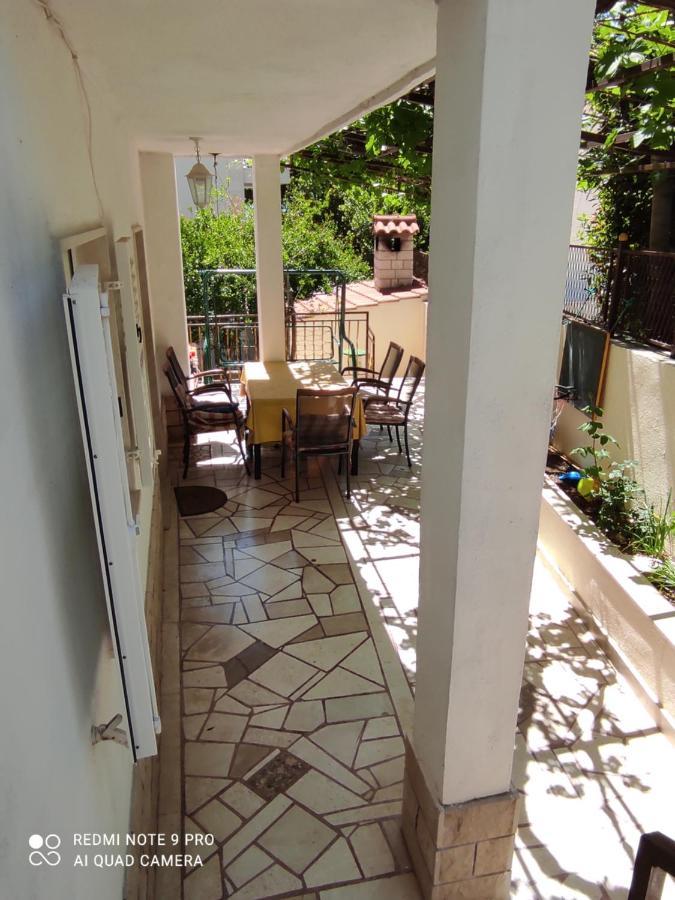 Apartment Topic Baška Voda エクステリア 写真