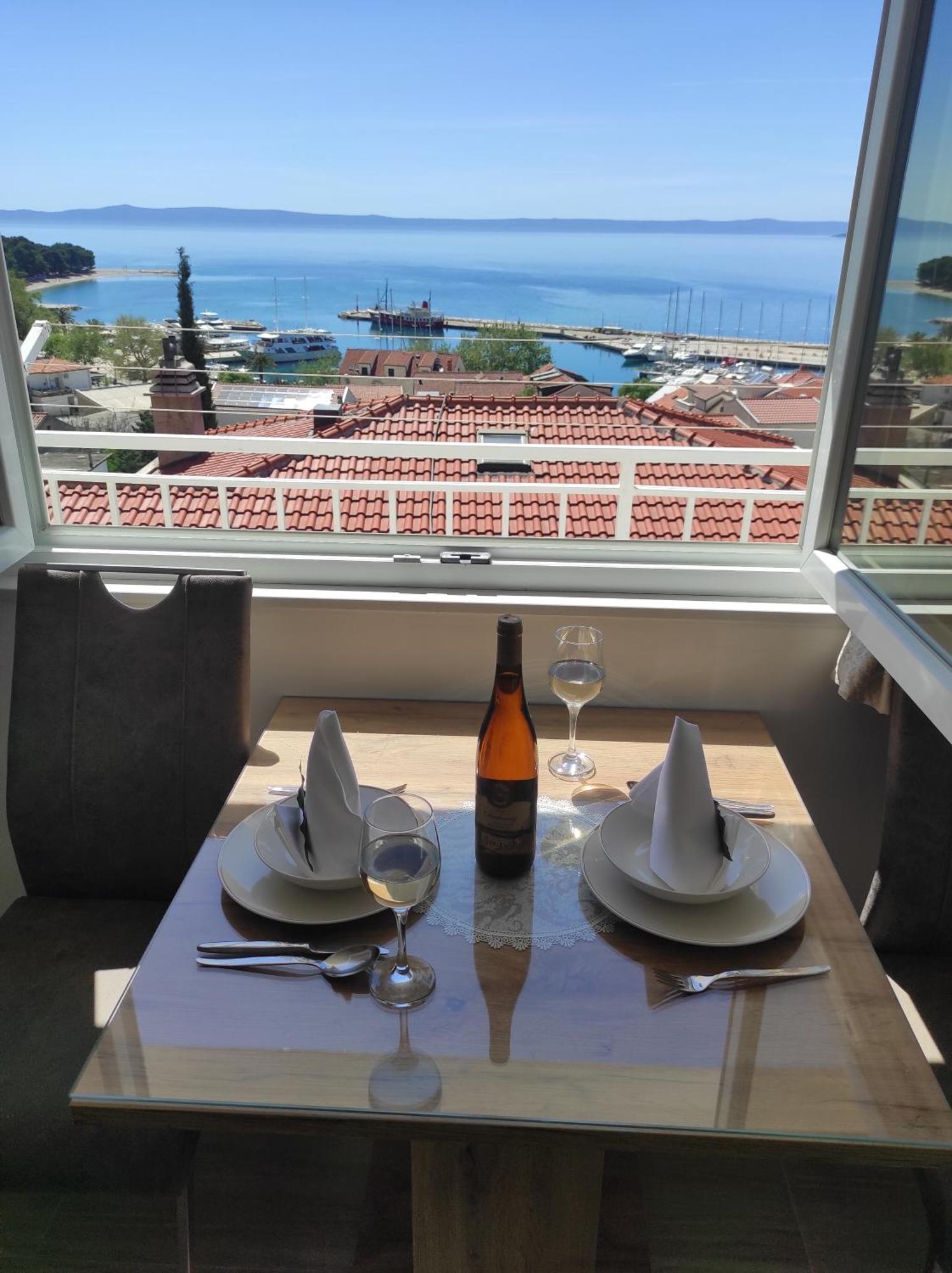 Apartment Topic Baška Voda エクステリア 写真