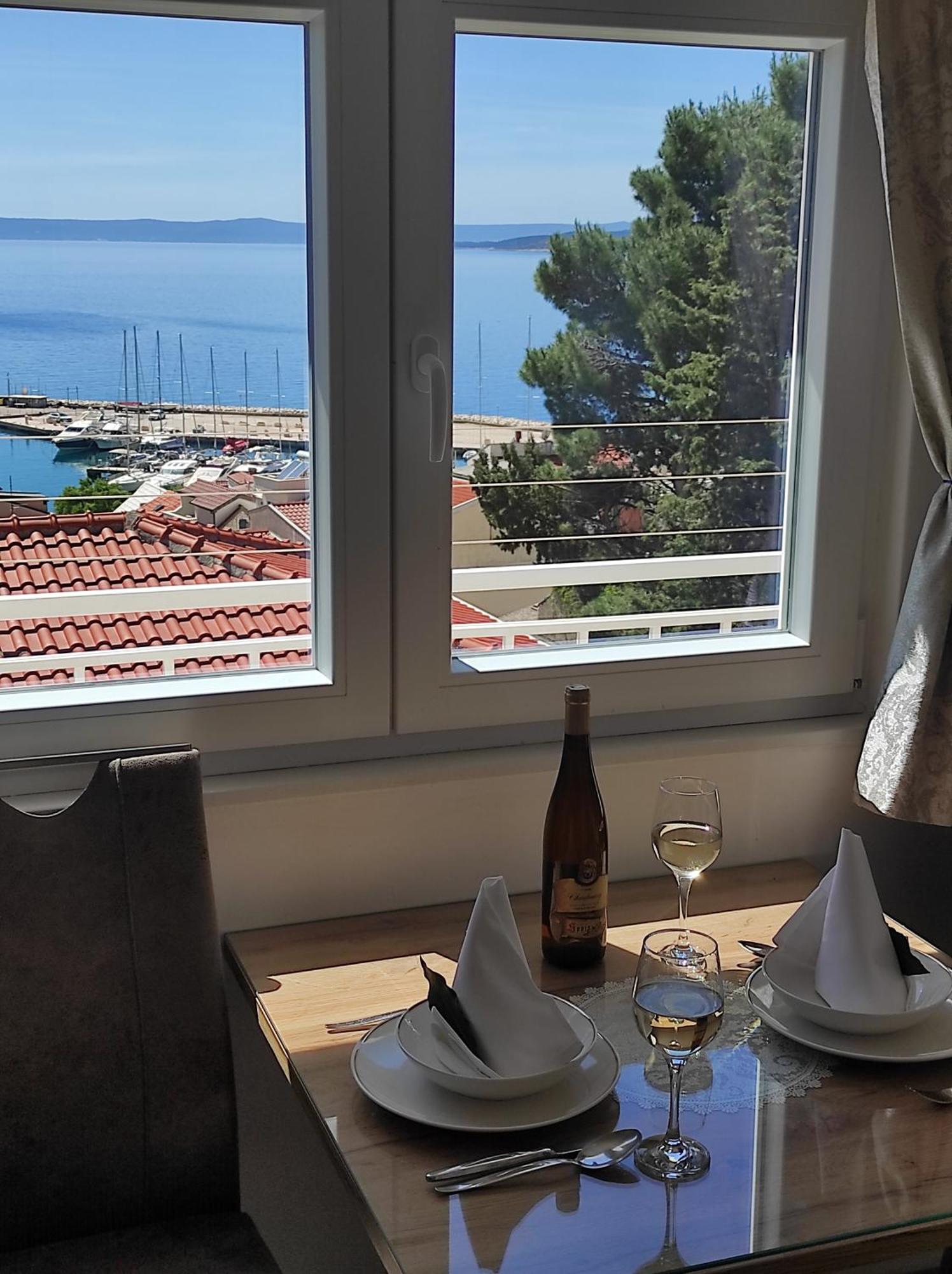 Apartment Topic Baška Voda エクステリア 写真