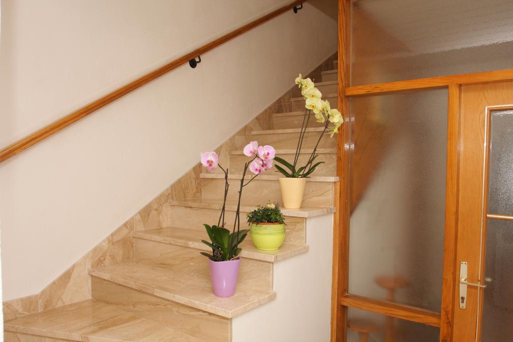 Apartment Topic Baška Voda エクステリア 写真