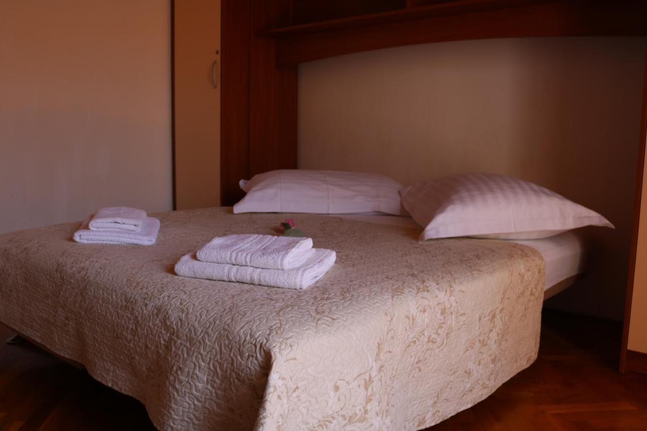 Apartment Topic Baška Voda エクステリア 写真